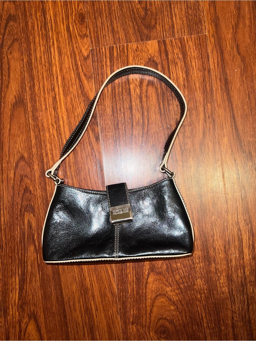 Kenneth Cole Reaction Black Shoulder Bag with Cream Trim